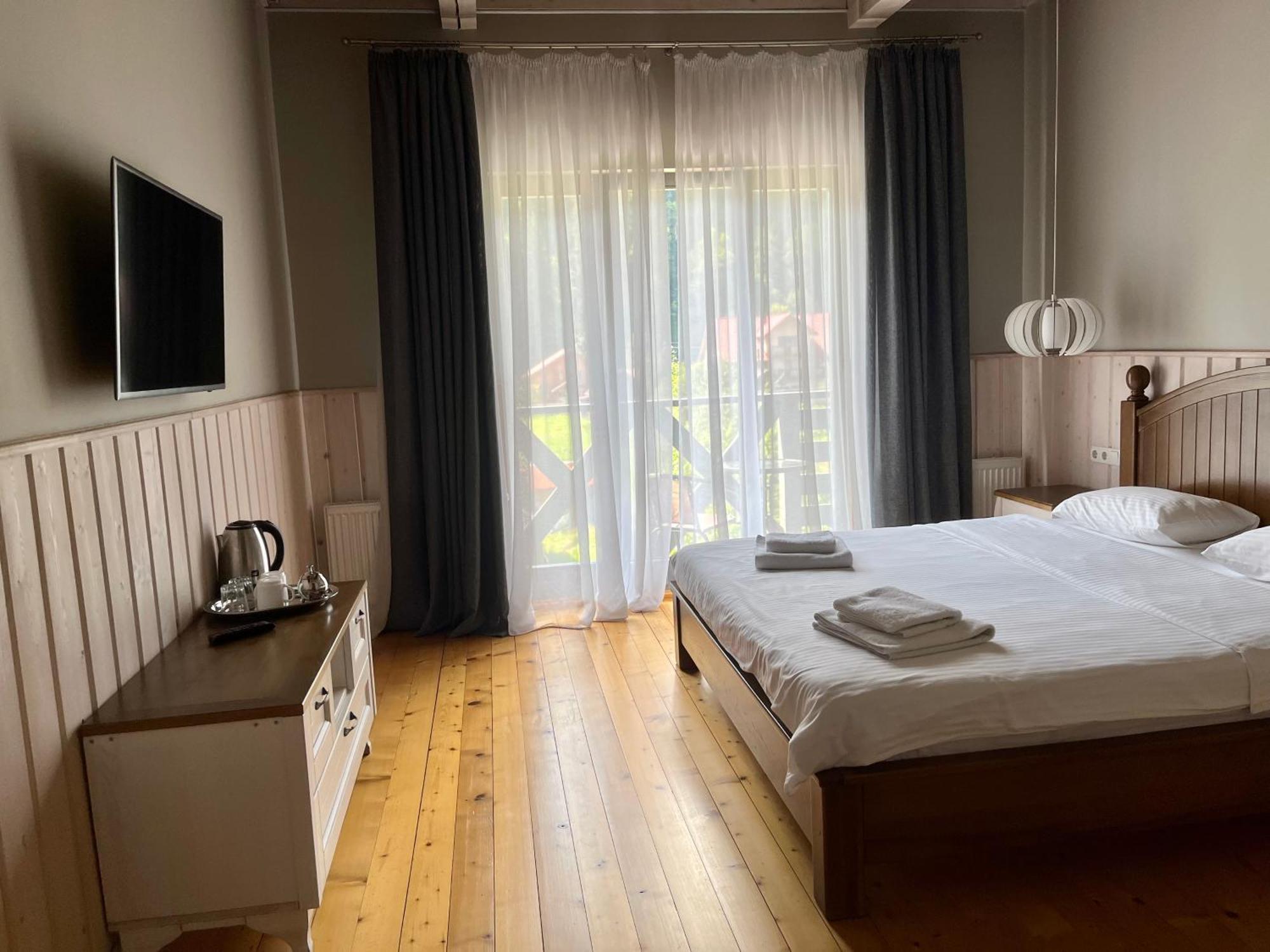 Hygge Hotel Tatariv Exterior photo