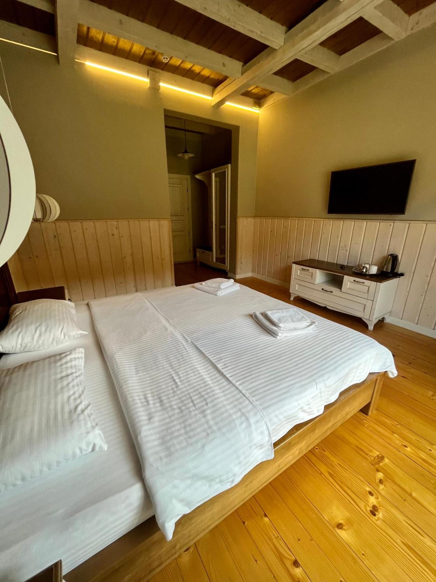 Hygge Hotel Tatariv Exterior photo